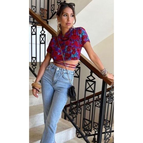 Zara round neck floral rose crop top short sleeve Sz S purple red blue NWT - Picture 2 of 10